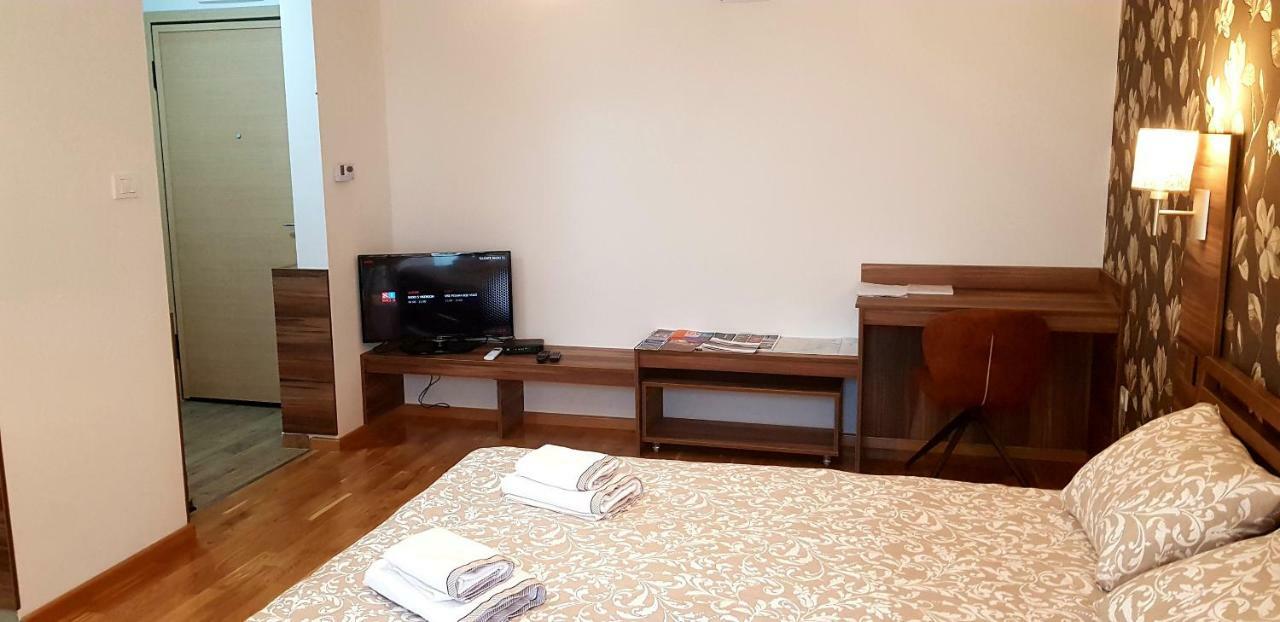 Uki-Modern Apartment With Parking Novi Sad Exterior foto